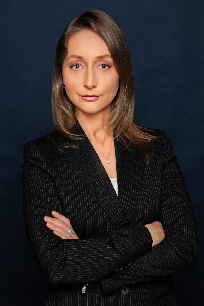 Yulia Novik — Senior Attorney, AmLaw Group
